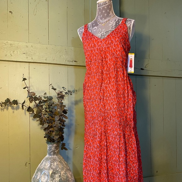 Gorgeous NWT Joie Maxi Dress - Picture 3 of 16